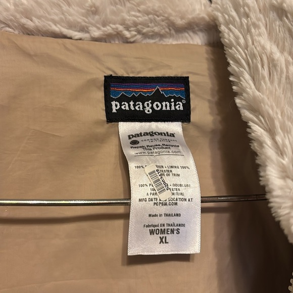 Patagonia Pleage cream jacket - Picture 2 of 5